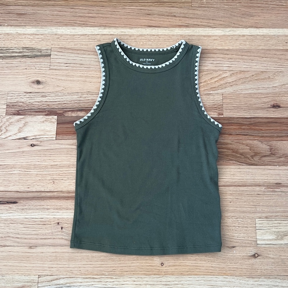 Old Navy Ribbed Tank - Picture 3 of 5